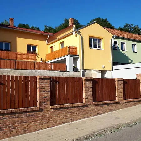 Domek U Dyje Znojmo Exterior photo